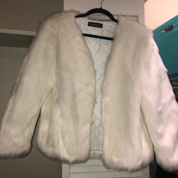 Jackets & Blazers - White Faux fur coat